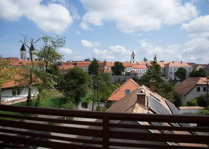 Lägenhet Harmat